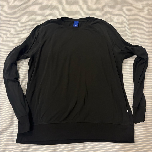 Kit and Ace Other - Kit and Ace Black Long Sleeve Tee